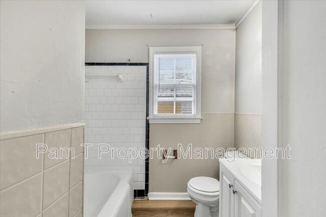 Building Photo - 217 W 73rd St