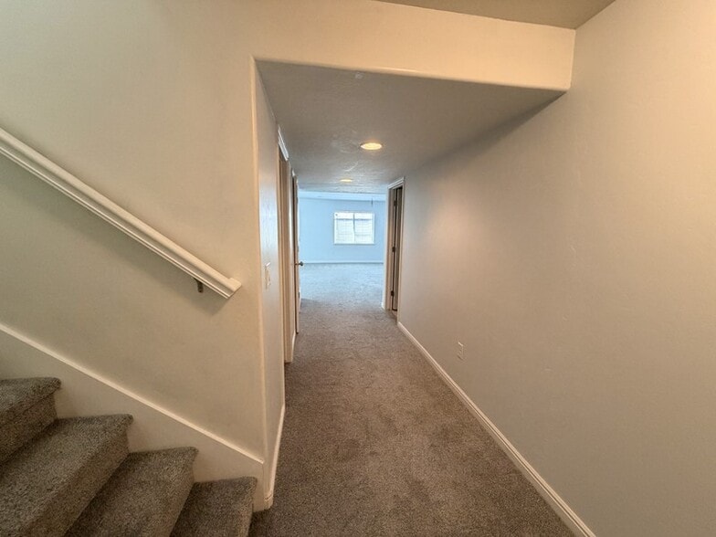 Building Photo - 15108 Honor Dr