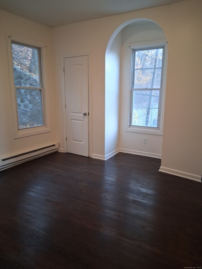 Building Photo - 367 Watertown Ave