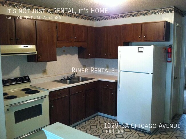 Building Photo - 1029-3A Chicago Ave