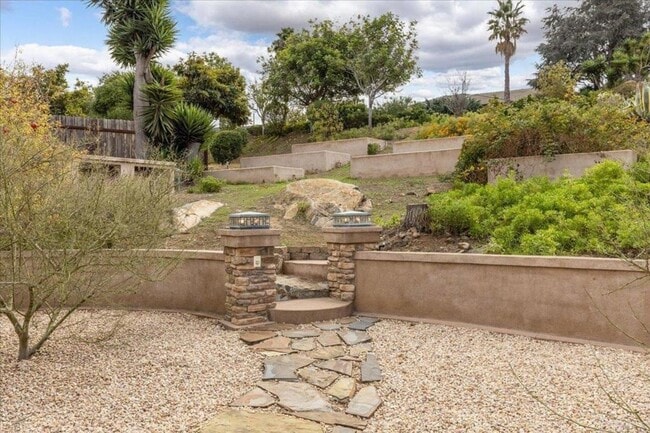 Building Photo - Botanical Garden Paradise in San Marcos