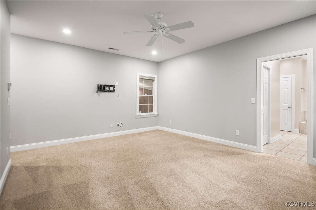 Building Photo - 11465 Pinewild Dr