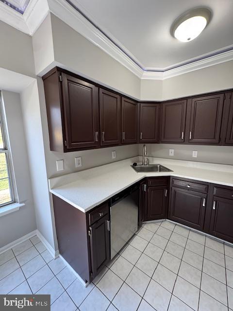 Building Photo - 15661 Montview Dr