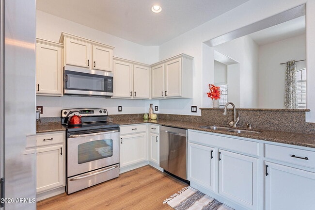 Building Photo - 5344 W Molly Ln