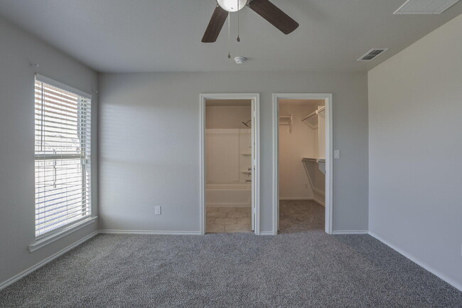 Building Photo - 13308 Avenue V