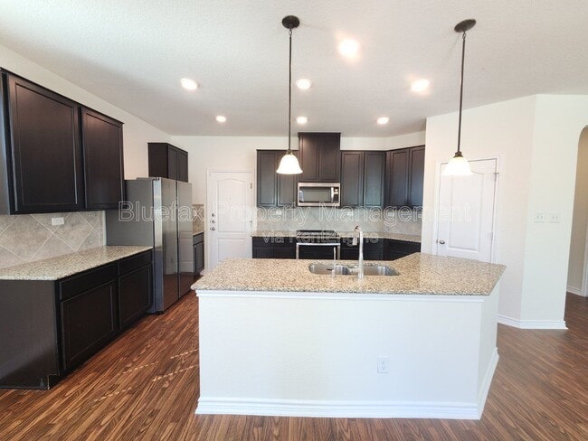 Building Photo - 3306 Putnam Fields