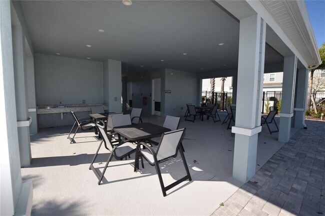 Building Photo - 3232 Gardenia Reserve St