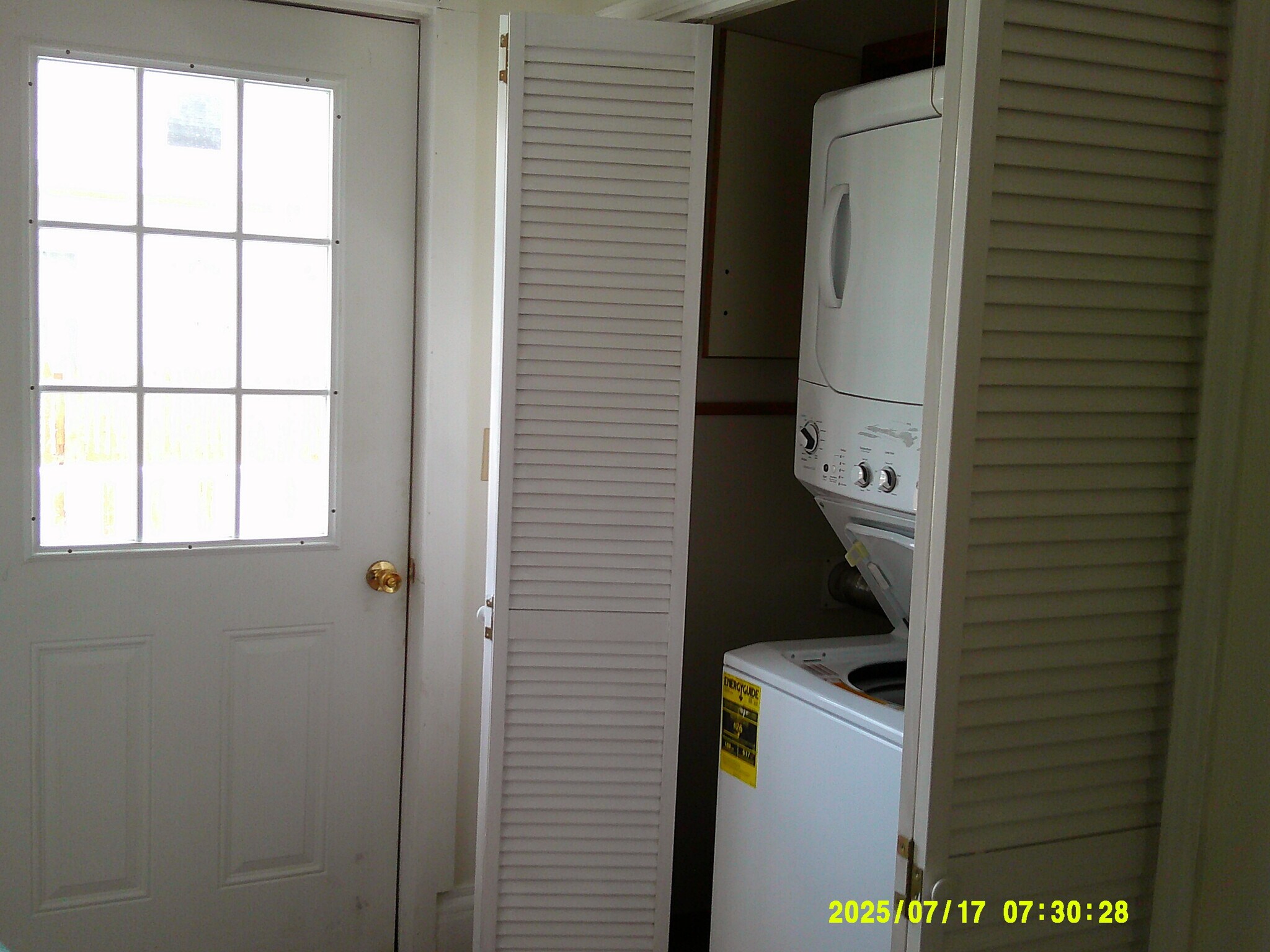 Building Photo - 507 Roberts St