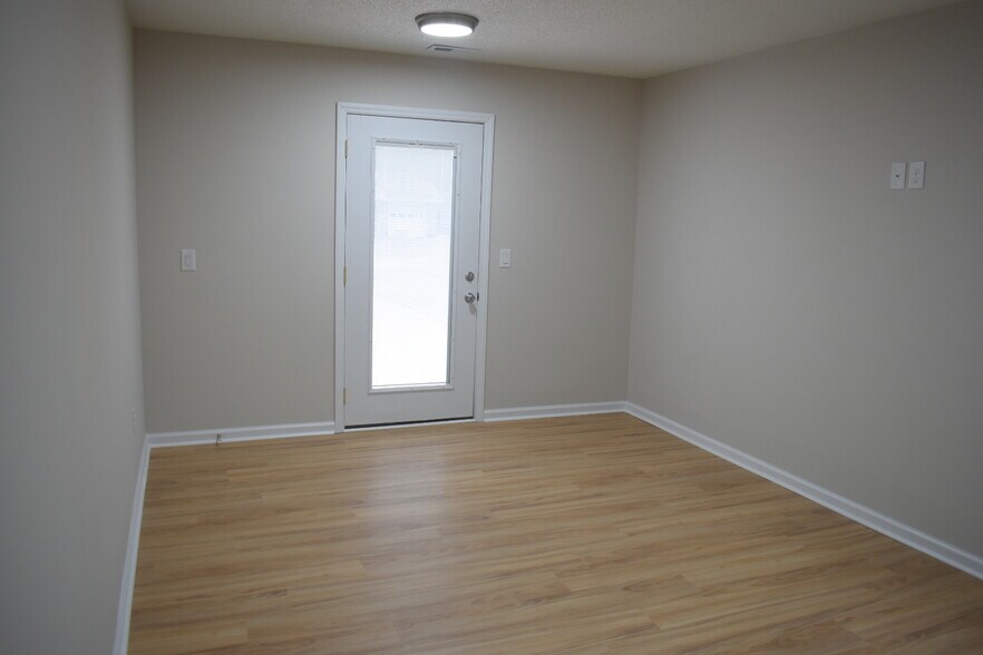 Building Photo - 4839 Berkley Dr