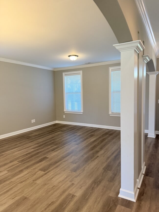 Building Photo - 29873 Copper Run Dr