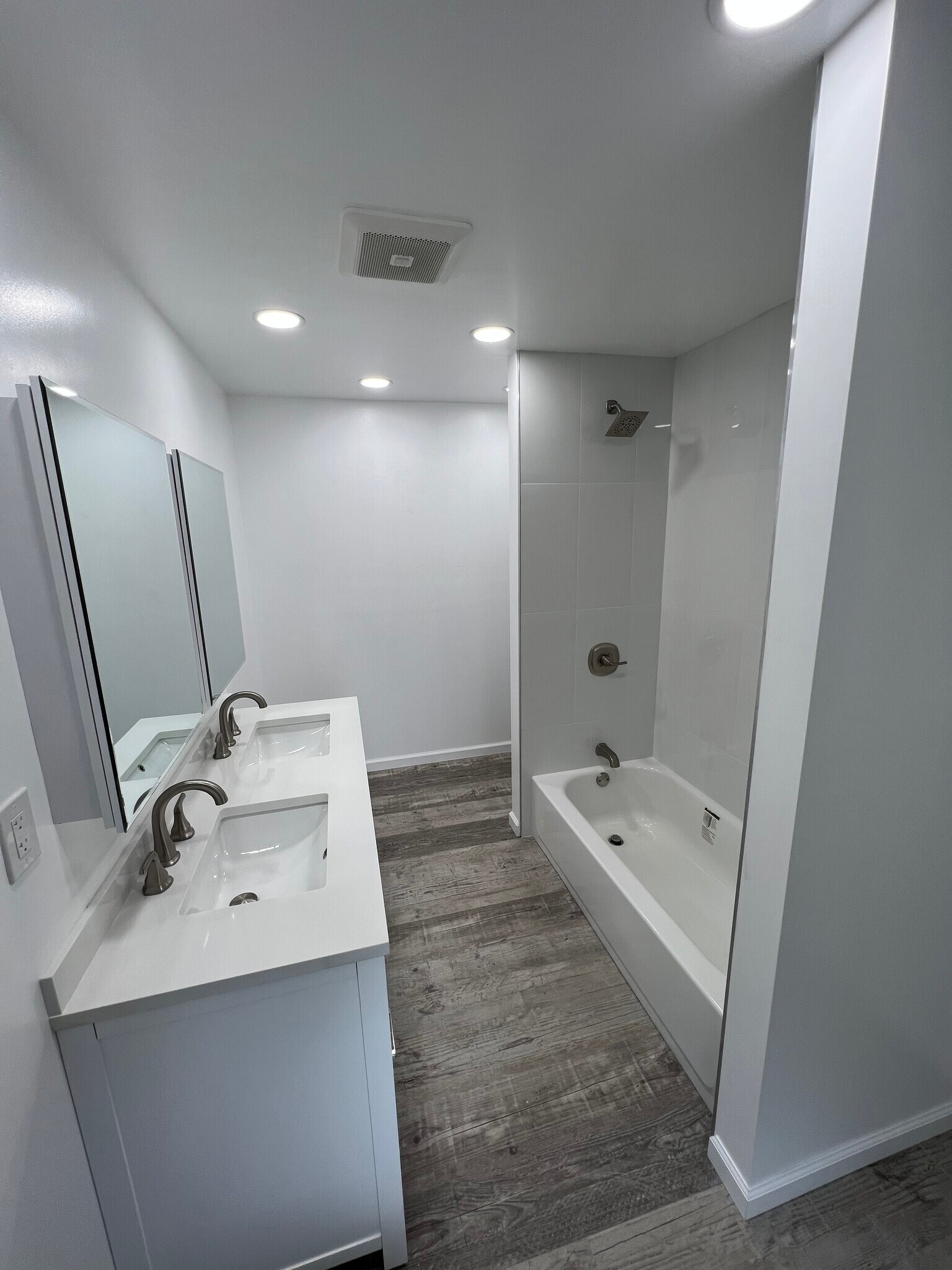 Building Photo - 109 Perrin Ave