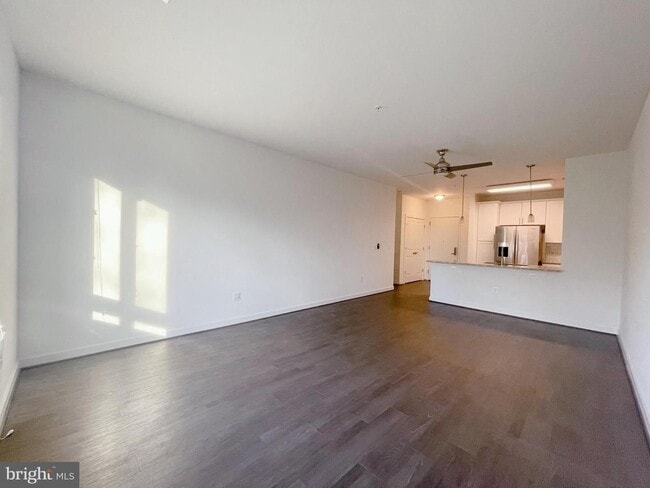 Building Photo - Luxurious Fairfax City 2 bed Condo