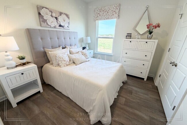 Building Photo - Newly Built 4 Bed 2 Bath Craftsman Home in Spanish Fort with Deck