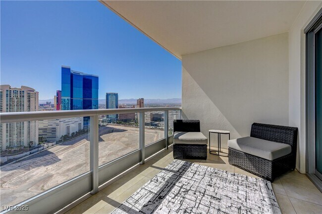 Building Photo - 222 Karen Ave