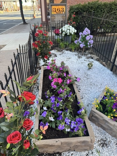 Building Photo - Capitol Living Apartments