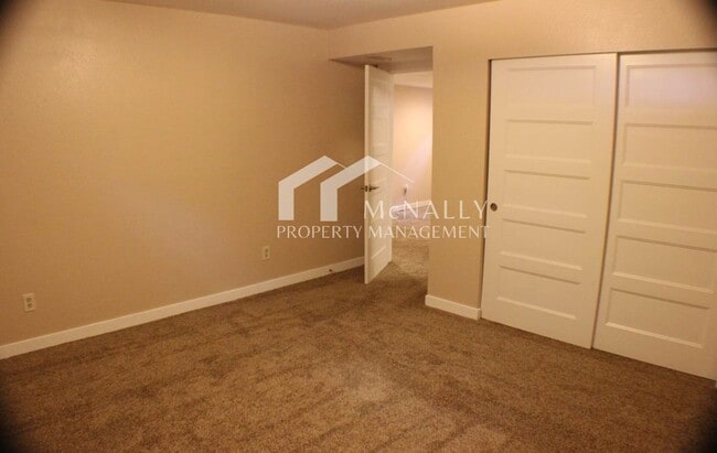 Building Photo - Freshly Updated 4BR Home w/ Finished Basement, New Appliances & RV/Boat Parking