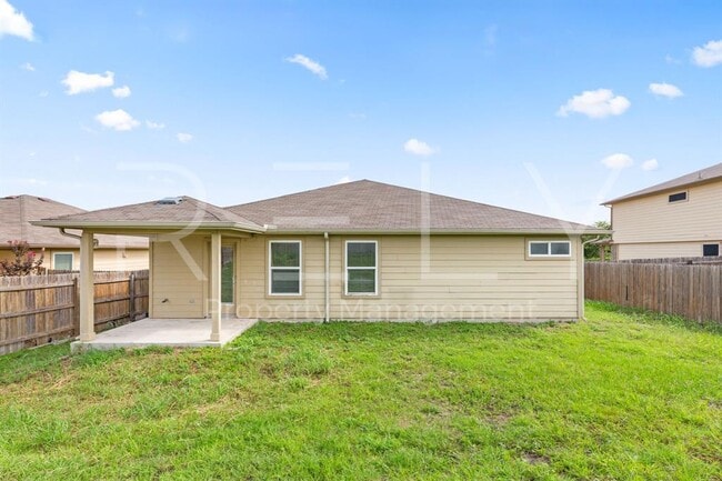Building Photo - 146 Leon River Loop