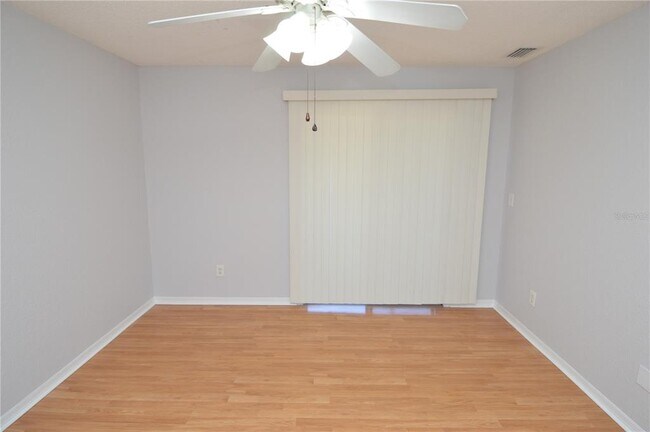 Building Photo - 10263 Gandy Blvd N