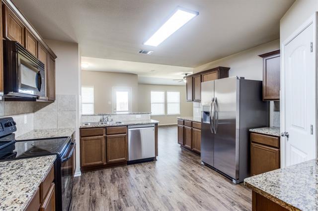 Building Photo - 1205 Savannah Ridge Dr