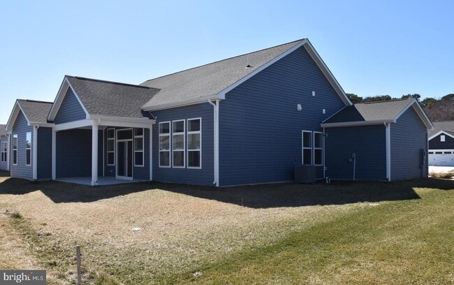 Building Photo - 24243 W Cypress Wy
