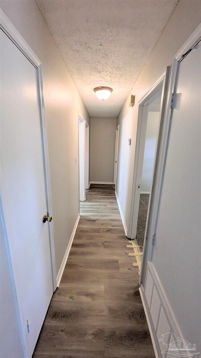 Building Photo - 4233 W Avenida De Golf