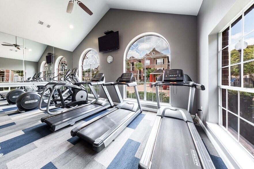 Marquis on Park Row 15211 Park Row Houston TX 77084 Apartment Finder