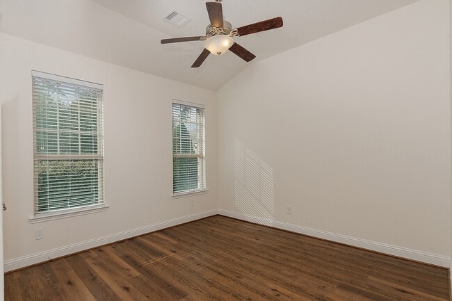 Building Photo - 46 Caprice Bend Pl