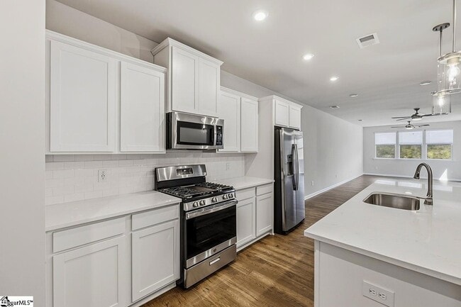 Building Photo - 148 Herrick Pl
