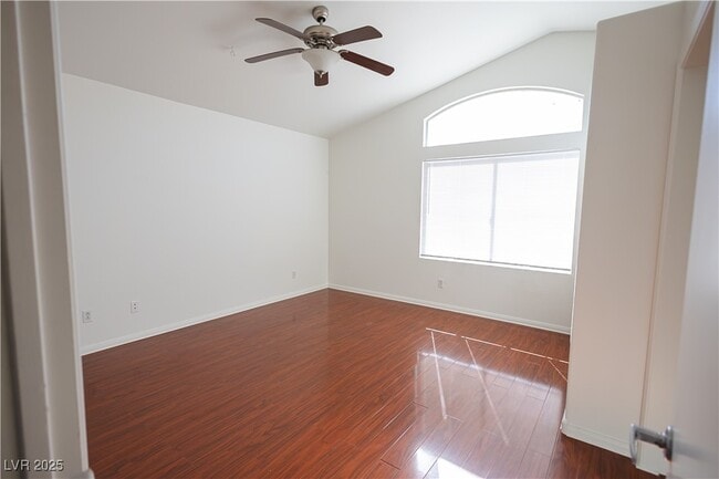 Building Photo - 7873 Laurelton Pl