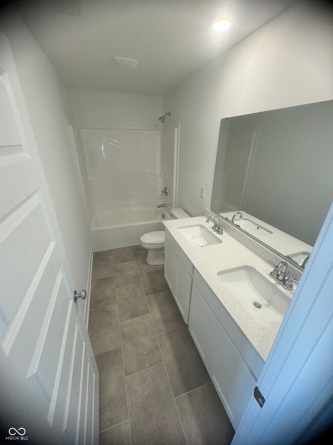 Building Photo - 9355 Kellner St