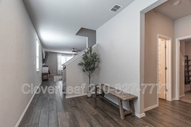 Building Photo - 266 Jaycen Ln