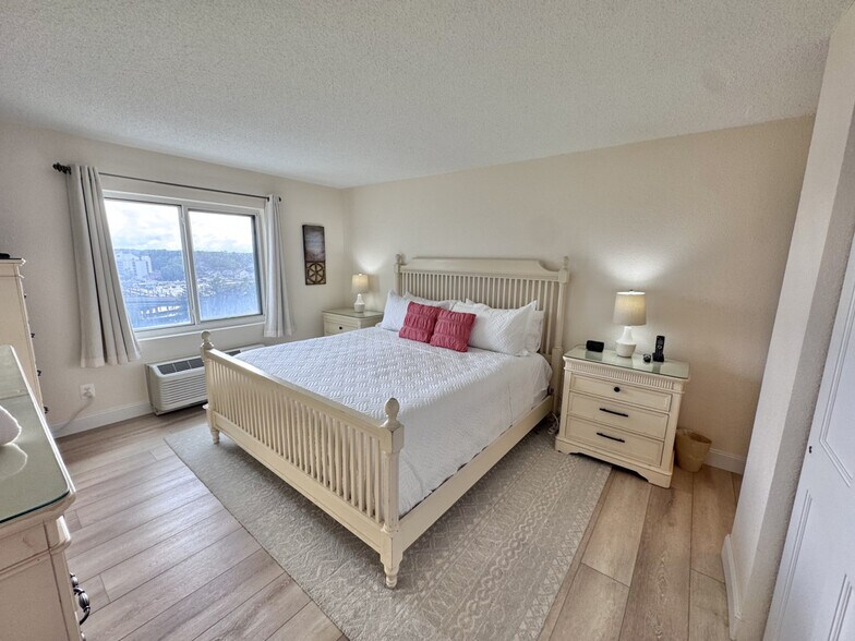 Building Photo - 303 Atlantic Ave