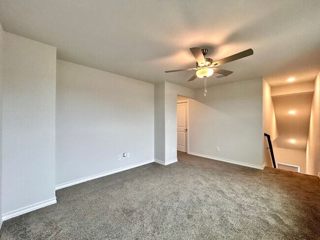 Building Photo - 230 Small Seed Dr