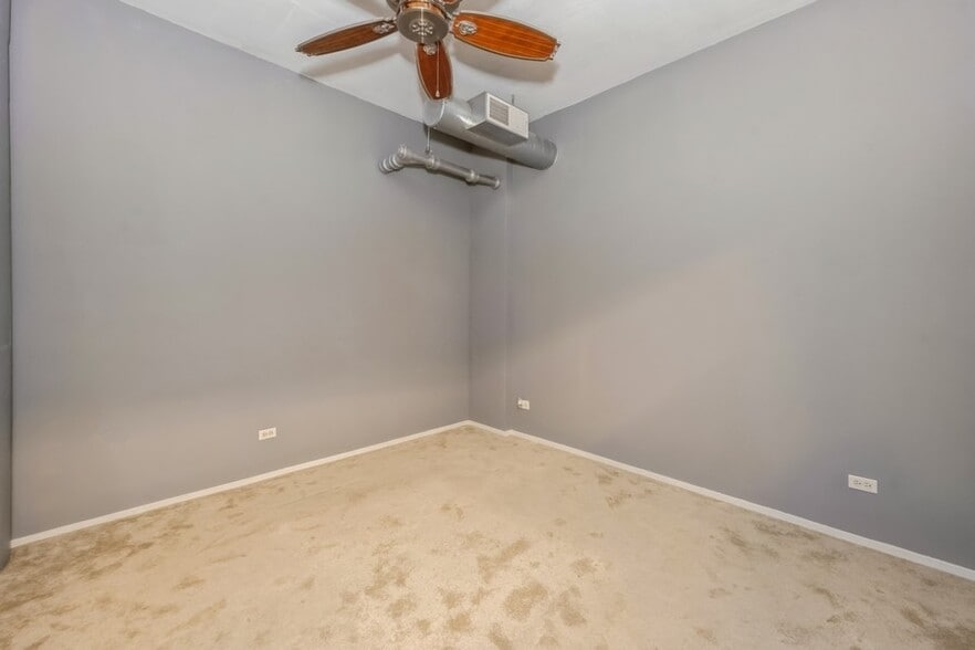 Building Photo - 1530 S State St