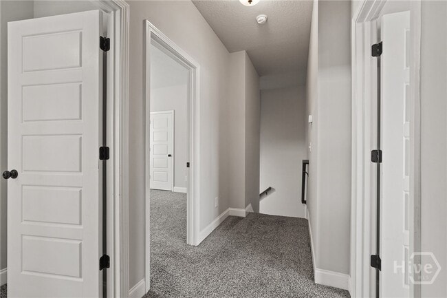 Building Photo - 504 Potter Stone Square