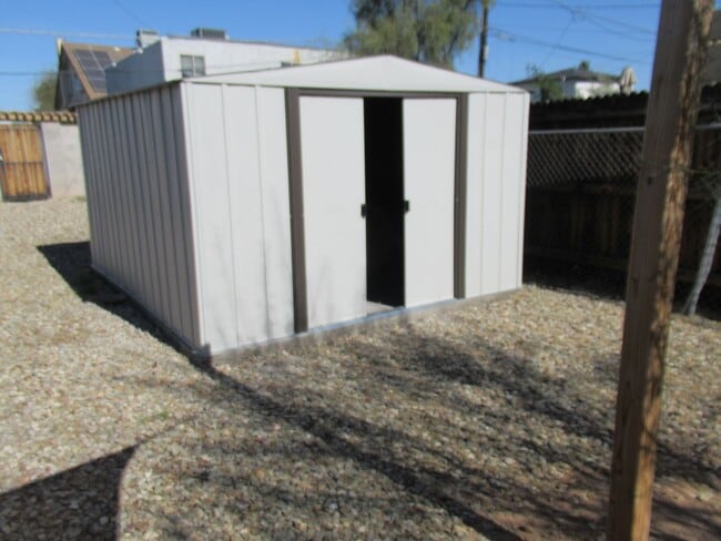 Building Photo - Charming Updated Patio Home in Historic District!