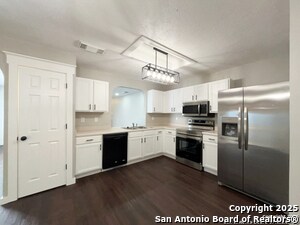 Building Photo - 4867 Camas