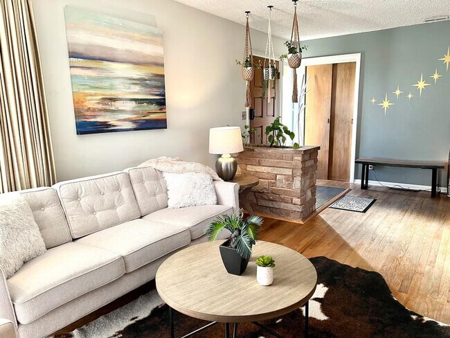 Building Photo - 7900 Beacon Ave S