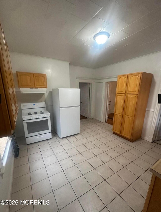 Building Photo - 104 Welton St