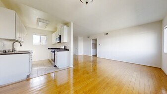 Building Photo - 20235 Cohasset St