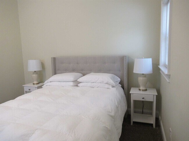 Building Photo - 101 Bundy Hill Rd