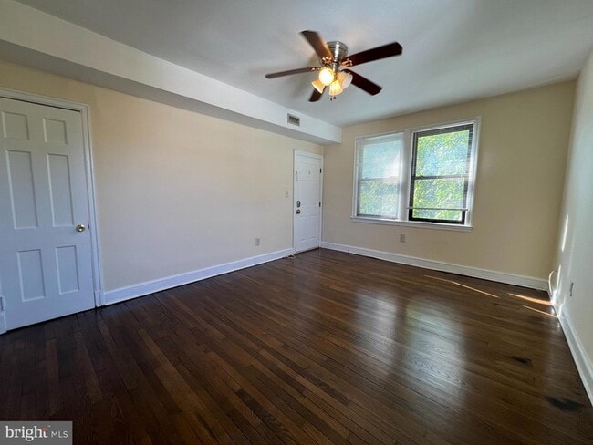 Building Photo - 5601 Colorado Ave NW