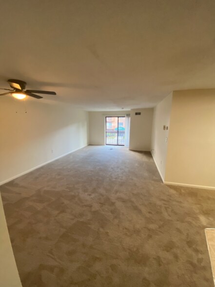Building Photo - 1217 Harbor View Dr