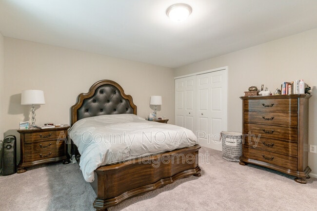 Building Photo - 12112 Amblewood Dr