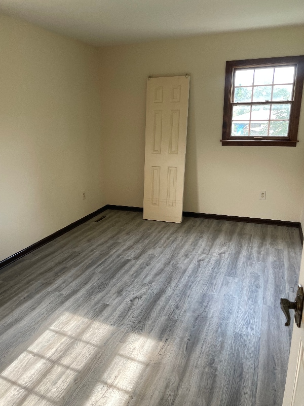Building Photo - 5876 Mall View Ct