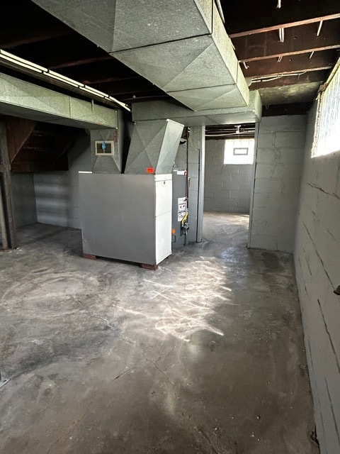 Building Photo - 634 Scranton Ave