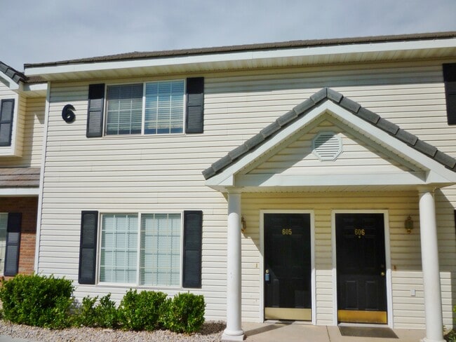Primary Photo - 1735 W 540 N