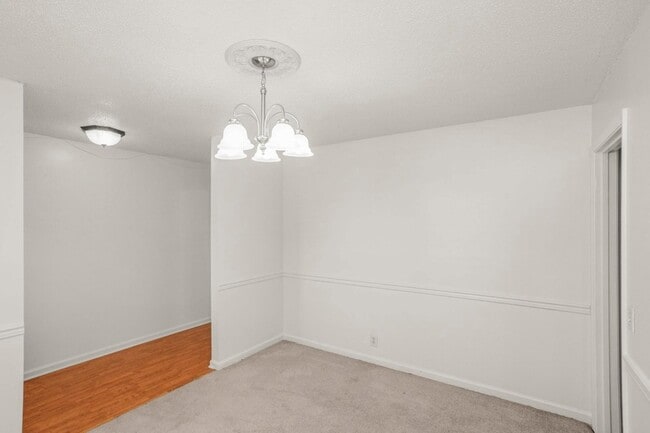 Building Photo - 5100 Colemont Dr