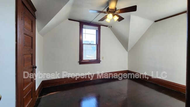 Building Photo - 1312 3rd Ave N