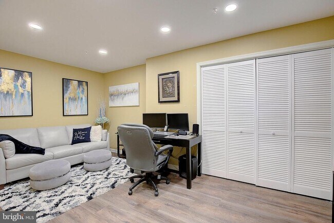 Building Photo - 11263 Penzance Ln